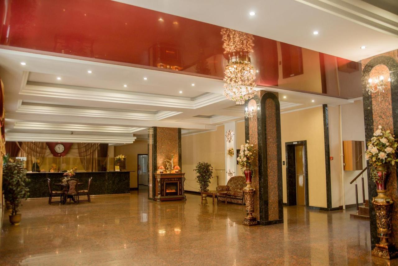 Dniprovski Zori Kremenchuk Exterior photo